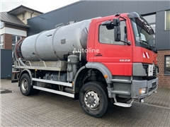 Samochód asenizacyjny Mercedes-Benz 1828 4x4 Atego