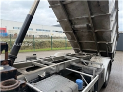 Mercedes 1824 4x2 Axor Schlachtmüllwagen/Kran