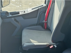 RENAULT T 380  SKRZYNIA 6,75 m  HIAB 111 B - 2 H