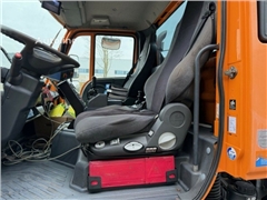 Wielofunkcyjna maszyna komunalna Mercedes-Benz U-4