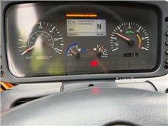 Wielofunkcyjna maszyna komunalna Mercedes-Benz U-4