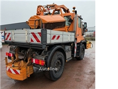 Wielofunkcyjna maszyna komunalna Mercedes-Benz U-4